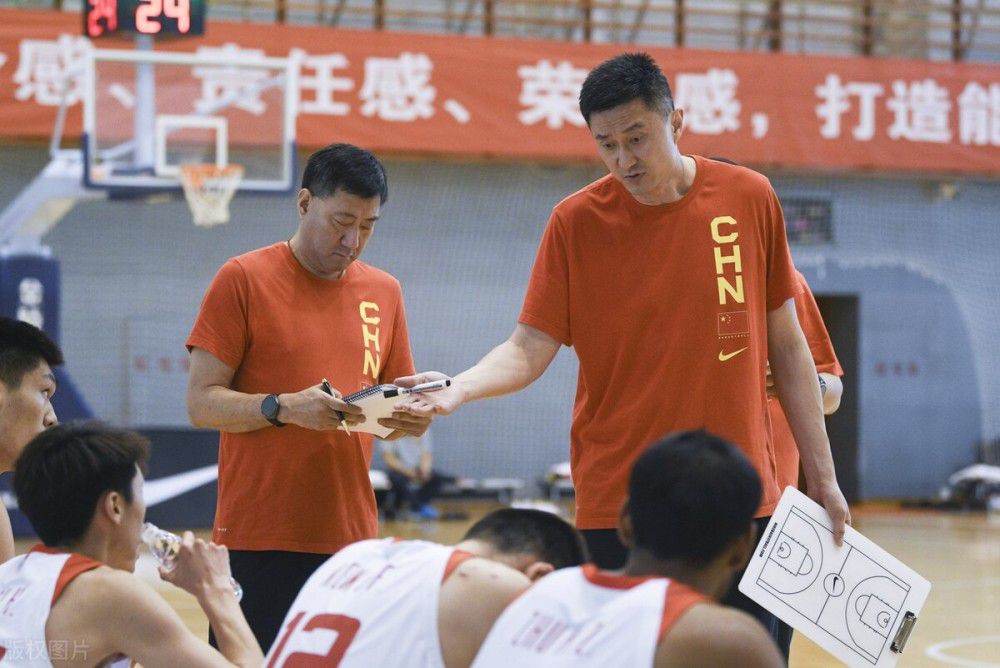 第60分钟，齐尔克泽跟进的一脚打门也被干扰。